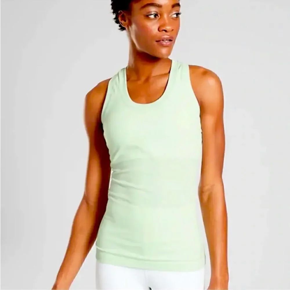 Momentum seamless tank neon green S